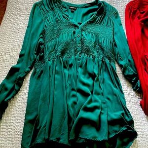 TORRID Babydoll Tops Green & Maroon